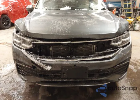 2022 Volkswagen Tiguan 2.0T Sel R-Line из США, поврежденный, VIN 3VV4B7AX3NM145247